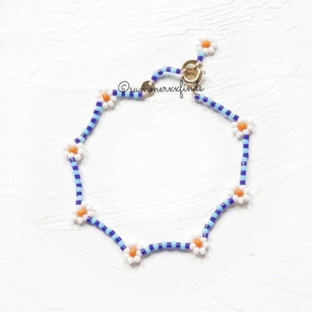 Roxanne Assoulin Daisy Bracelet - Picture 3 of 9